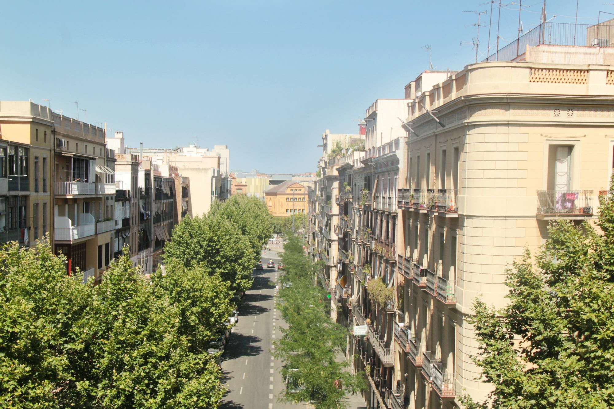 Som Nit Triomf Hotel Barcelona Exterior photo